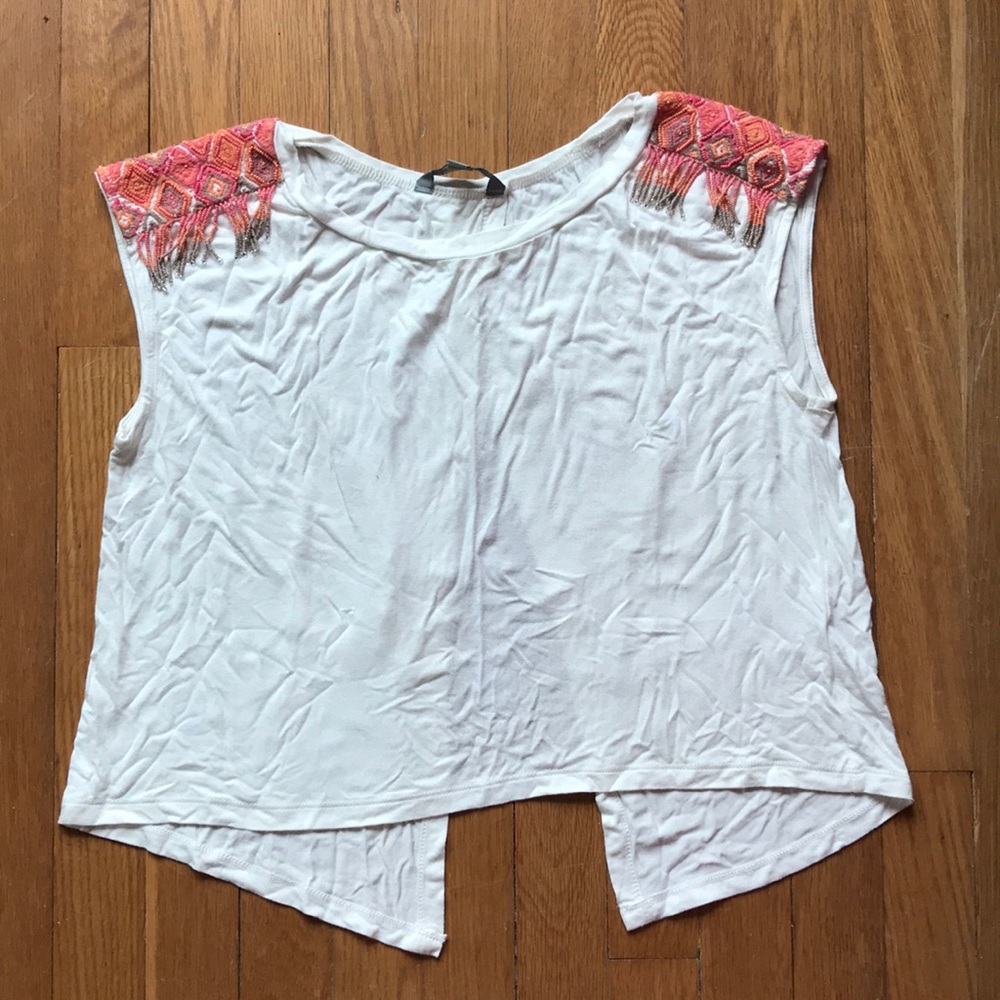 Summer top with open back 😍
